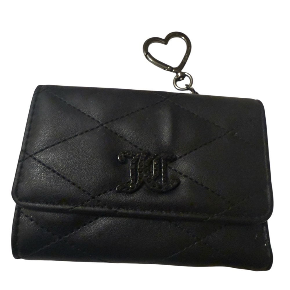 Juicy Couture Black Quilted Wallet in new condition comes with kay chain holder - Picture 2 of 13